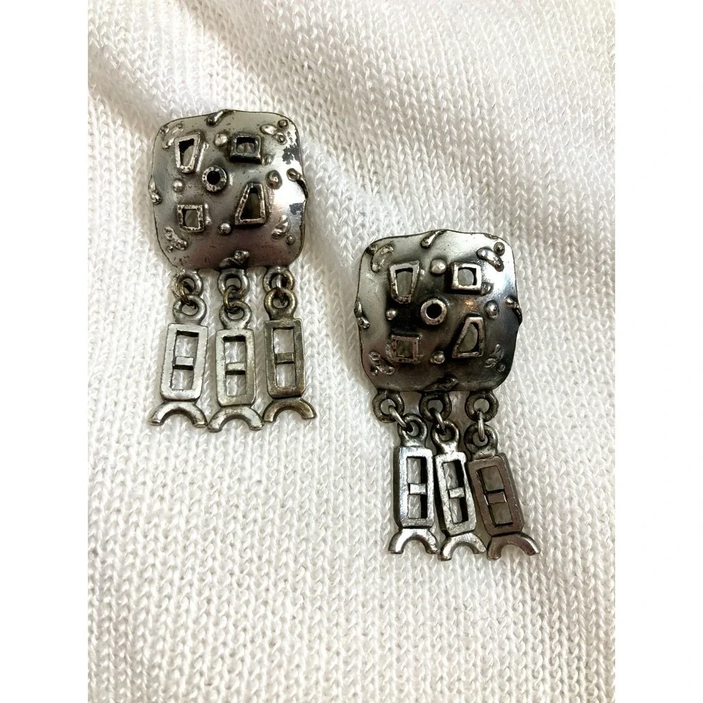Vintage Modernist Pewter Clip On Earrings‎ Artsy Brutalist Statement Artisan